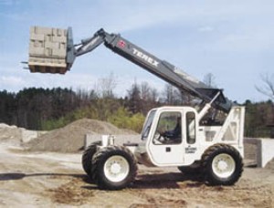 美國德雷克斯叉車（Terex）10000磅伸縮臂叉車